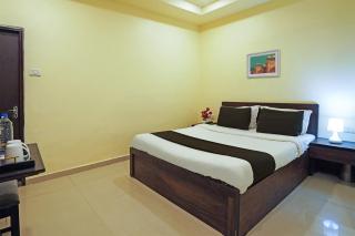 Hotel O Poonam Palace - Ahmedabad - 0