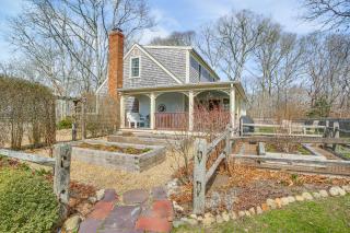 4 Mi to Inkwell Beach Home in Oak Bluffs! - Vineyard Haven - 9