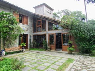 Refúgio em Mauá – 4 Suítes, Ofurô, Cachoeira e Vista Incrível - Itatiaia - 0