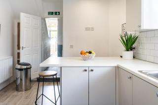 Teesside House - Sleeps up to 10 - Redcar - 3
