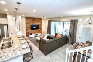 Lovely 5br4ba W Private Heated Pool & Bbq Grill - Kissimmee - 0
