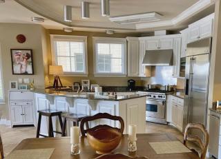 Elegant 3-Bedroom Condo with Lake Views - Panama City Beach - 7