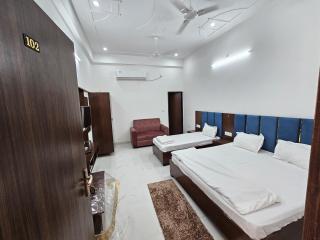 Kharari Guesthouse - Ayodhya - 5