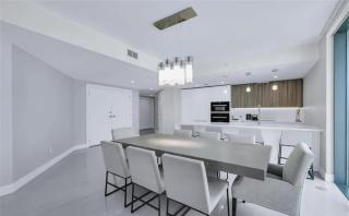 Contemporary Oceanfront Corner Residence - Pompano Beach - 2