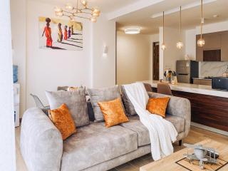 Envoy's Luxe Sanctuary with Full Power Backup - Nairobi - 3