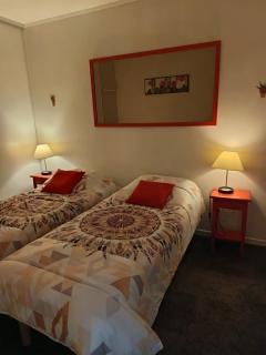 Appartement 3 étoiles, 2 chambres , cuisine aménagée, terrasse, face à la chaîne des Pyrénées - Bagnères-de-Bigorre - 6