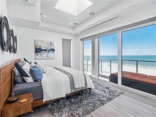 Modern Codo With 2 Bedrooms and 3 5 Baths - 2