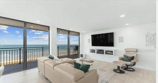 Panoramic 2-Bedroom Corner Condo with Balcony - Cocoa Beach - 6