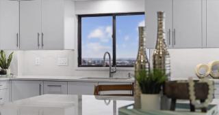 Panoramic 2-Bedroom Corner Condo with Balcony - Cocoa Beach - 2