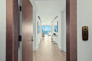 Oceanfront 2-Bedroom Condo With Great View - Fort Lauderdale - 3