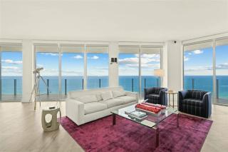 Oceanfront 2-Bedroom Condo With Great View - Fort Lauderdale - 0