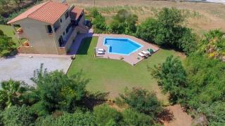 Exclusive Crete Villa Villa Alexia 4 Bedrooms Large Lawned Gardens Chania - Maleme - 4