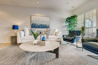 Luxury Lakeview Condo - Lago Vista - 6