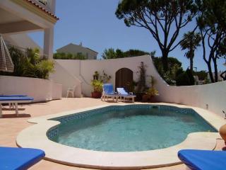 Vale Do Lobo Villa 4 Bedrooms Villa Vale Do Lobo 186 Swimming Pool - 1