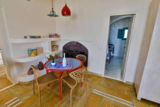 Magnificent Santorini Villa 3 Bedrooms Villa Royal Beautiful Caldera View With 2 Outdoor Hot Tubs Oia - Oia - 2