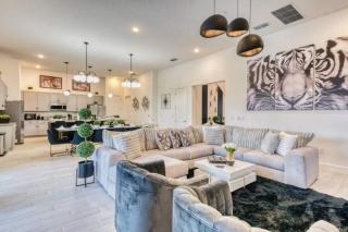 Experience Luxury In Your 11 En-suites Mansion - Orlando - 3