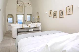 Elegant Santorini Villas Villas Aloia Private Hot Tub Air Conditioning 1 Bedrooms Oia - Oia - 3