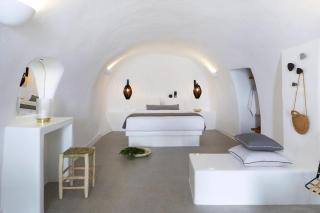 Caldera Bliss Cave Villa Oia, Santorini Private Terrace Outdoor Hot Tub Breathtaking Caldera Views Traditional Cave-Style Luxury Intimate, - Oia - 8