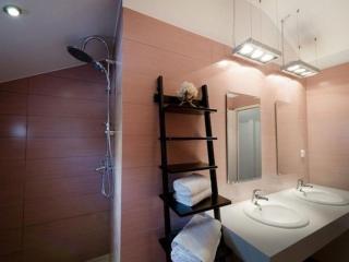 Deluxe Rhodes Villa Villa Sokaki Well Furnished 2 Bedrooms Lindos - Lindos - 0