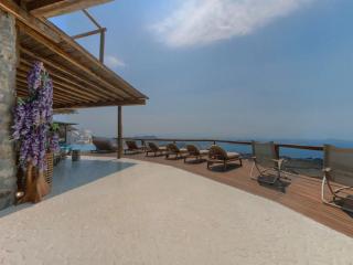 Super Deluxe Mykonos Villa Villa Celestial Vista 11 Bedrooms 2 Private Infinity Pools Helipad Kastro - Fanari - 1