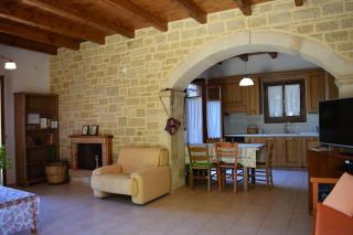 Impressive Rethymno Villa 3 Bedrooms Villa Kiriya Private Garden Private Outdoor Pool Bbq Outdoor Sitting And Dining Area Prines - Prinés - 6