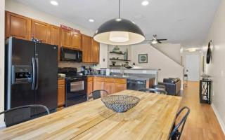 Lovely 3bd Home With Bbq - 6