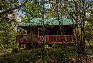 Couples Paradise I - by The Chalets - Logan - 0