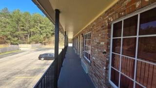 OYO Jeffersonian Motor Inn - Prentiss - 6