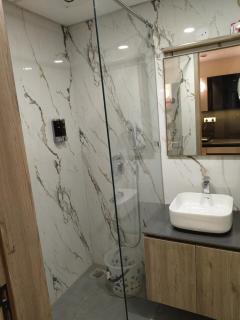 Yuvstay The Luxury Stay - 3