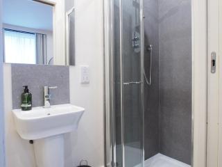 Spacious and Modern 2-bed on Easter Road - Flat 3, Elgin House Apartments - Edimburgo - 7