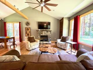 Evergreen - by The Chalets - Laurelville - 3