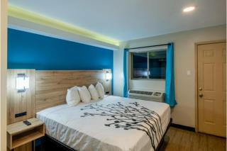 Exclusivo Inn by OYO Grand Prairie, TX - Grand Prairie - 9