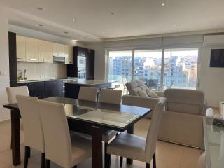 St Julians SEAFRONT Apartment - St Julian's - 4