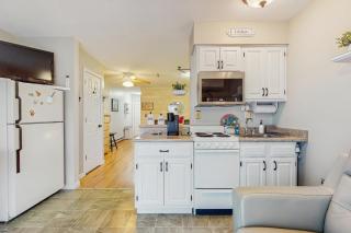 Wellington Manor 214 - 1