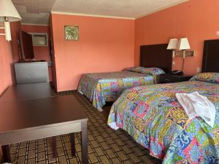 Queen Elizabeth Motel - Elizabeth City - 1