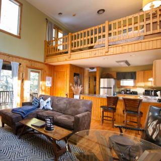 Ravine - by The Chalets - Logan - 8