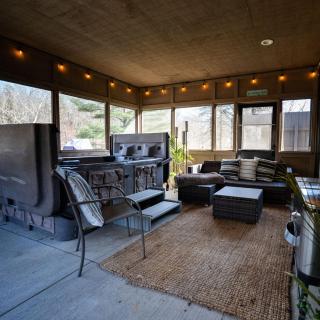 Rockhouse - by The Chalets - Logan - 2