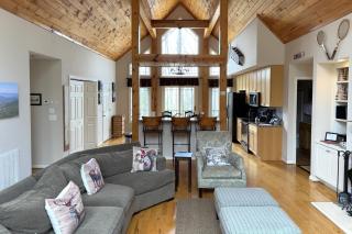 Cabin Blue Ridge with Wintergreen Advantage - Wintergreen - 2