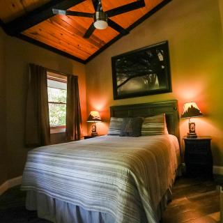 Treetop - by The Chalets - Logan - 2