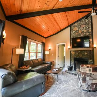 Treetop - by The Chalets - 6