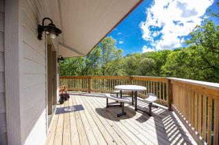 Treetop - by The Chalets - Logan - 8