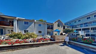 Put-in-Bay Poolview Condo #7 - Put-in-Bay - 9