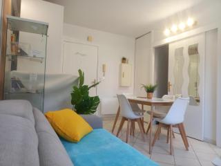 Adorable studio à 200m de la mer , frais , bien équipé et proche des commodités - Cagnes-sur-Mer - 8