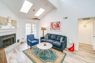 1 Mi to NorthPark Center: Bright Dallas Condo - 7