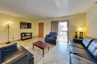 Put-in-Bay Poolview Condo #8 - Put-in-Bay - 5