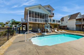 Our Peace of Heaven - Oak Island - 8