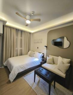 Central Modern Cosy Condo - Makati The Linear Suite - Manila - 9