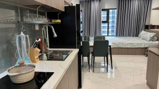 SHI HOUSE- Romantic Studios GH6& Near Vincom Mall - Long Bình - 1