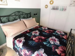 Il vicoLETTO sul Castello - Naples - 7