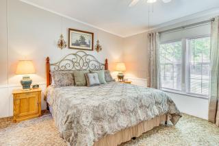 4 Mi to Norfork Lake Country Stay with Farm Views! - Elizabeth - 1